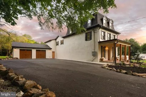 1526 Meadow Ln, Glen Mills, PA 19342
