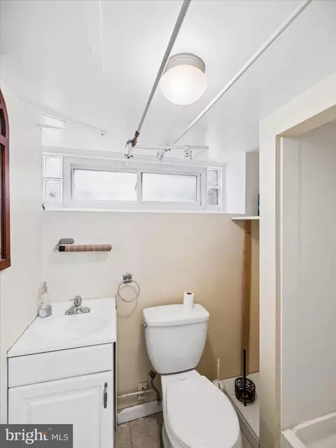 Bath - 306 S State Rd, Darby, PA 19082 photo 1 of 4