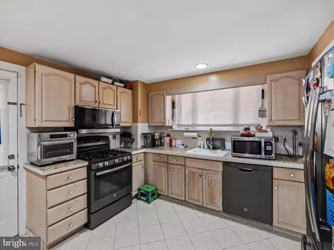 Kitchen - 306 S State Rd, Darby, PA 19082 photo 1 of 2
