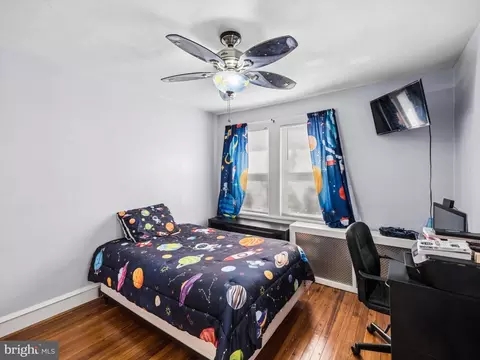 Bedroom - 306 S State Rd, Darby, PA 19082 photo 4 of 6