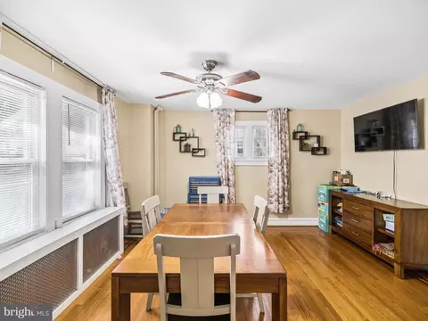 Dining - 306 S State Rd, Darby, PA 19082 photo 1 of 3