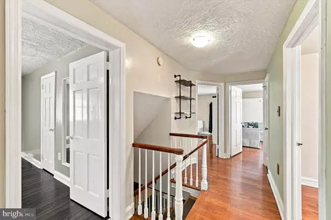 Entry Way - 416 Broadview Rd, Darby, PA 19082 photo 3 of 3