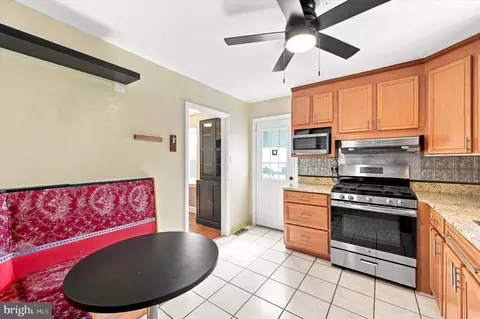 Kitchen - 416 Broadview Rd, Darby, PA 19082 photo 3 of 3