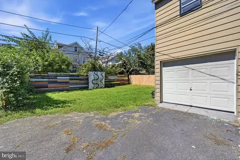 Exterior - 416 Broadview Rd, Darby, PA 19082 photo 3 of 3