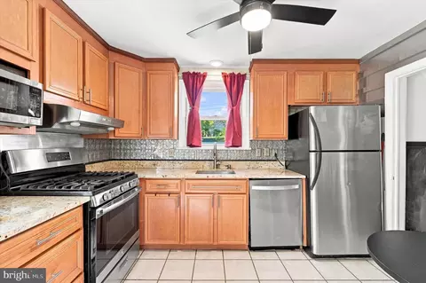 Kitchen - 416 Broadview Rd, Darby, PA 19082 photo 1 of 3