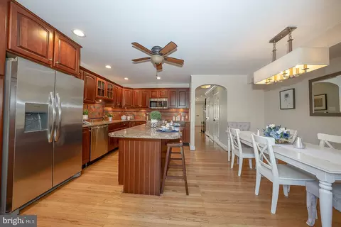 Kitchen - 207 Bloomingdale Ave #8B, Wayne, PA 19087 photo 1 of 5