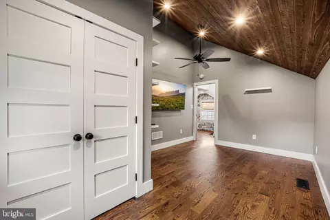 Entry Way - 1838 Plum St, Boothwyn, PA 19061 photo 5 of 6