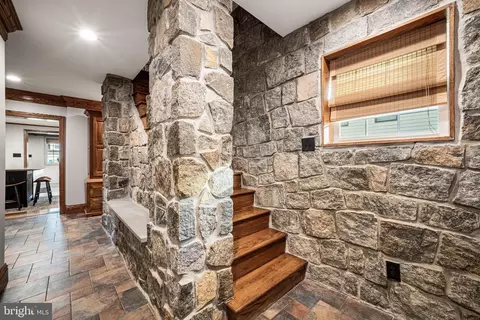 Entry Way - 1838 Plum St, Boothwyn, PA 19061 photo 4 of 6