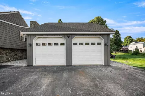 Exterior - 1838 Plum St, Boothwyn, PA 19061 photo 2 of 6
