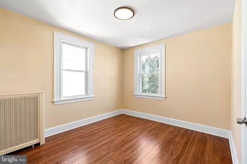 Bedroom - 5 Ardsley Rd, Darby, PA 19082 photo 2 of 6