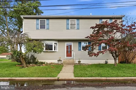 200 Price Ave, Holmes, PA 19043