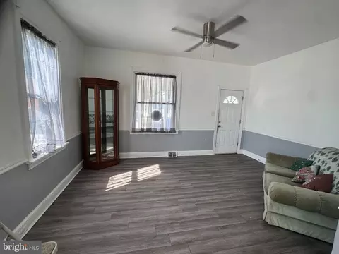 Living - 307 Taylor Ave, Linwood, PA 19061 photo 2 of 2