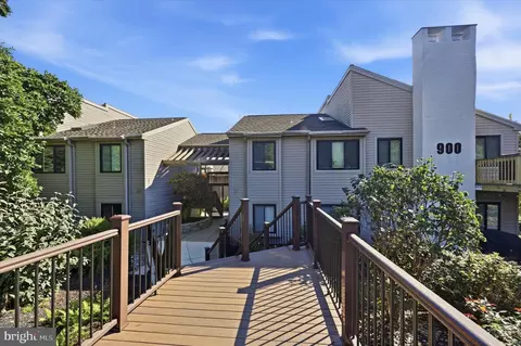 905 Pritchard Pl, Newtown Square, PA 19073