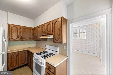 Entry Way - 328 Morris Rd, Wayne, PA 19087 photo 1 of 2