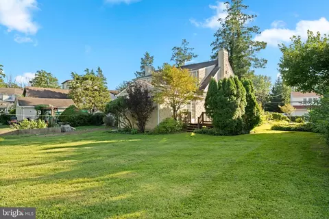 Exterior - 328 Morris Rd, Wayne, PA 19087 photo 8 of 10