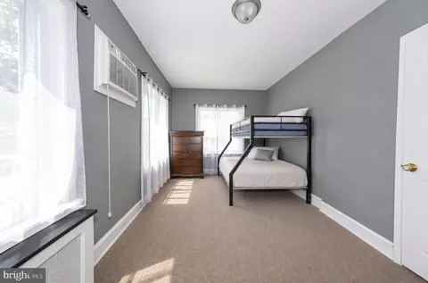 Bedroom - 7201 Wayne Ave, Darby, PA 19082 photo 5 of 6