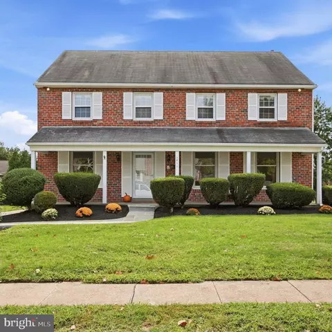 1411 Dorchester Rd, Havertown, PA 19083