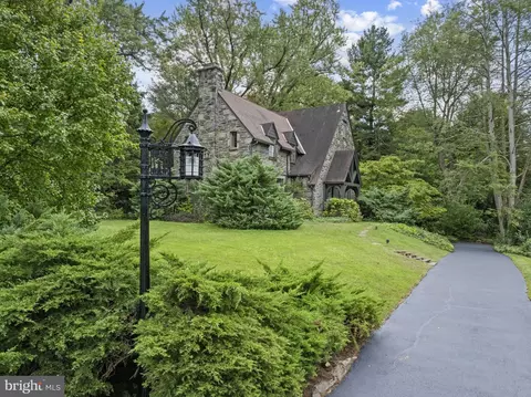 30 Guernsey Rd, Swarthmore, PA 19081