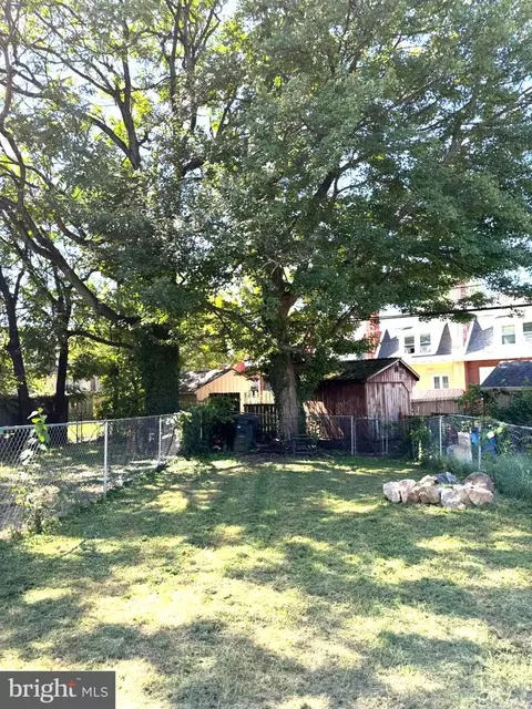 Exterior - 15 Walnut St, Marcus Hook, PA 19061 photo 3 of 3