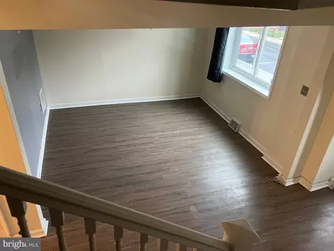 Living - 15 Walnut St, Marcus Hook, PA 19061 photo 2 of 2