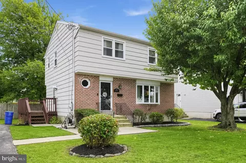 406 Reese St, Folsom, PA 19033