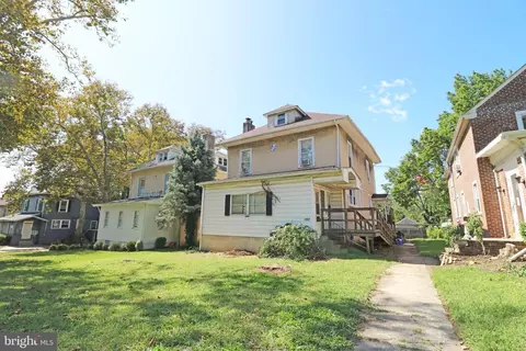 1402 Main St, Darby, PA 19023