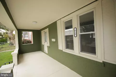 Exterior - 618 Post Rd, Marcus Hook, PA 19061 photo 5 of 8