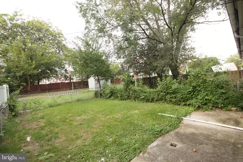 Exterior - 618 Post Rd, Marcus Hook, PA 19061 photo 7 of 8