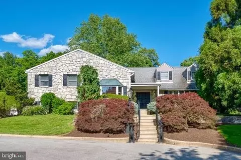 405 Boxwood Rd, Bryn Mawr, PA 19010