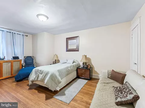 Bedroom - 257 Long Ln, Darby, PA 19082 photo 3 of 10