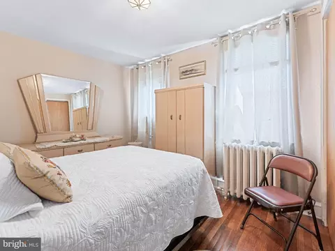 Bedroom - 257 Long Ln, Darby, PA 19082 photo 1 of 10