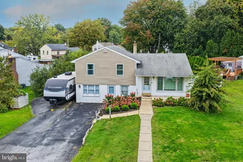 View/Area - 2232 E Helms Mnr, Ogden, PA 19061 photo 2 of 2