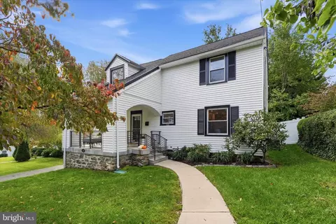 623 Lawson Ave, Havertown, PA 19083