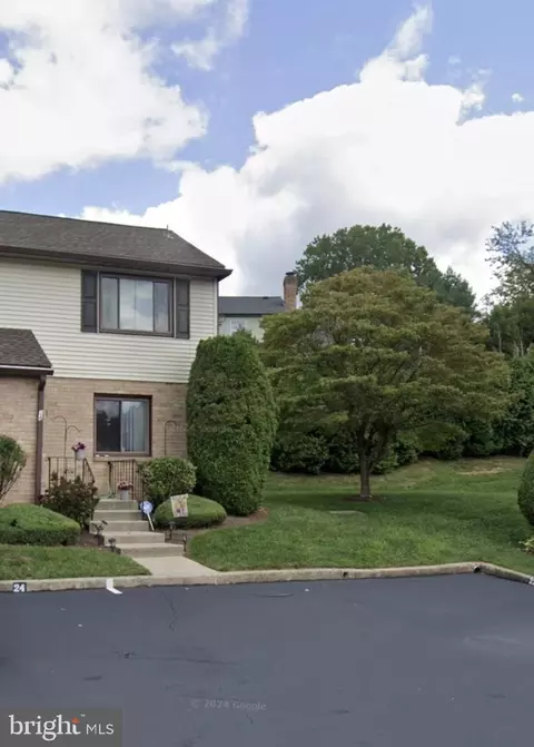 1747 W Chester Pike #24, Havertown, PA 19083