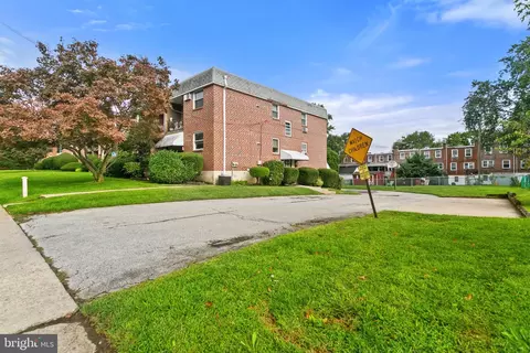 466 Rively Ave, Collingdale, PA 19023