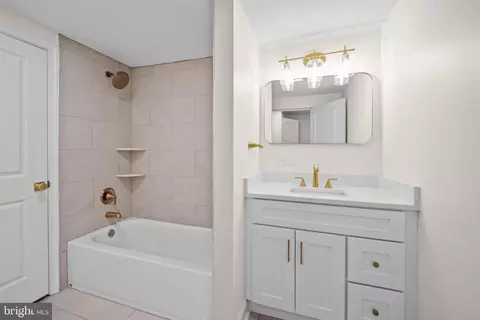 Bath - 19 W 9th St, Marcus Hook, PA 19061 photo 2 of 2