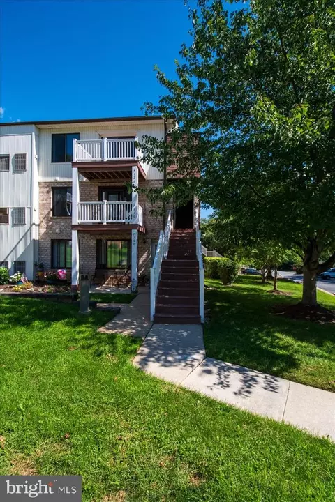 7126 Hilltop Dr #90, Brookhaven, PA 19015