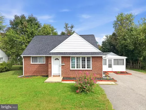 3773 Bridgewater Rd, Brookhaven, PA 19015