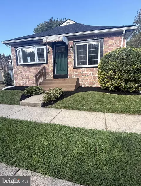 2377 Booker Ave, Aston, PA 19014