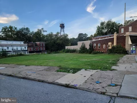 834 Main St, Darby, PA 19023