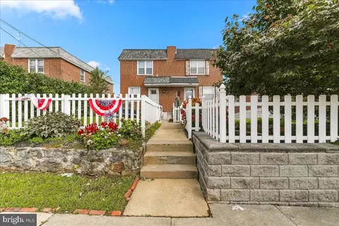 230 E Lynn Rd, Ridley Park, PA 19078