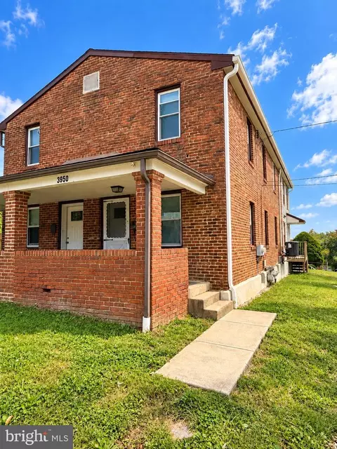 3950 Mary St, Drexel Hill, PA 19026