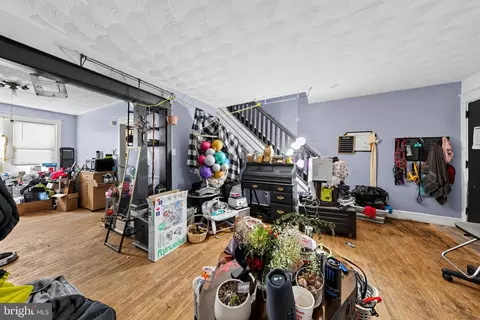 Entry Way - 1028 Washington Ave, Marcus Hook, PA 19061 photo 2 of 3