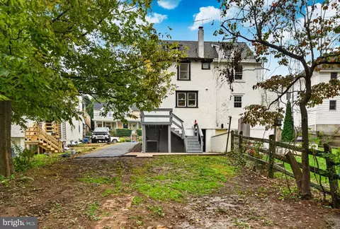Exterior - 256 N Aberdeen Ave, Wayne, PA 19087 photo 5 of 5