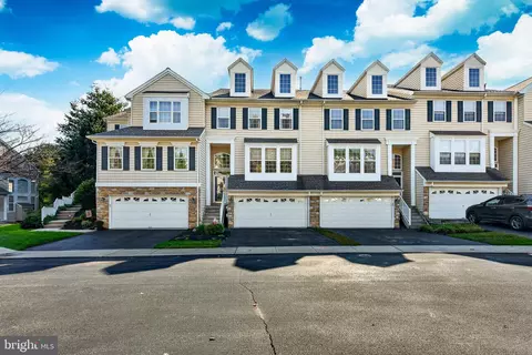 232 S Azalea Ct, Glen Mills, PA 19342