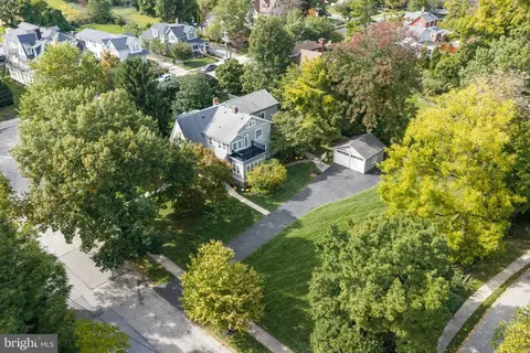 View/Area - 103 Walnut Ave, Wayne, PA 19087 photo 2 of 6