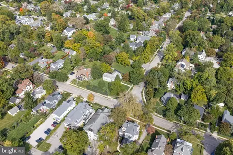 View/Area - 103 Walnut Ave, Wayne, PA 19087 photo 4 of 6