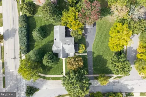 View/Area - 103 Walnut Ave, Wayne, PA 19087 photo 3 of 6