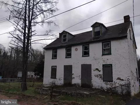 18 20 Front St, Brookhaven, PA 19015