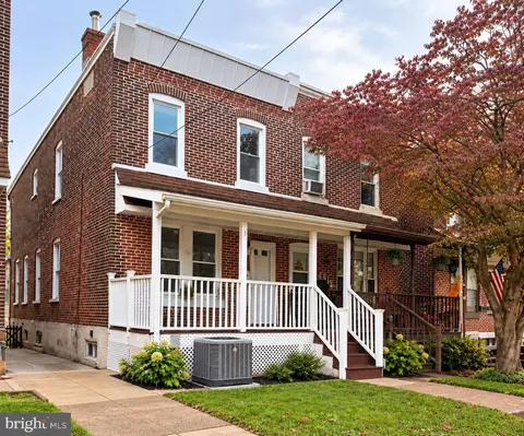 1315 E 9th St, Crum Lynne, PA 19022